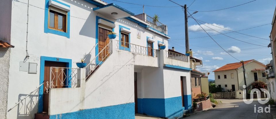 Maison T3 à Poiares (Santo André) de 126 m²