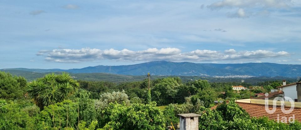 Maison T3 à Poiares (Santo André) de 126 m²