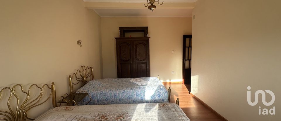 Moradia T3 em Vilar Formoso de 140 m²