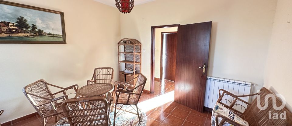 Moradia T3 em Vilar Formoso de 140 m²