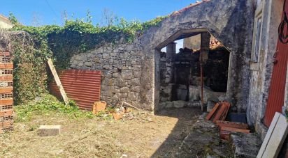 Maison T3 à Alqueidão da Serra de 234 m²