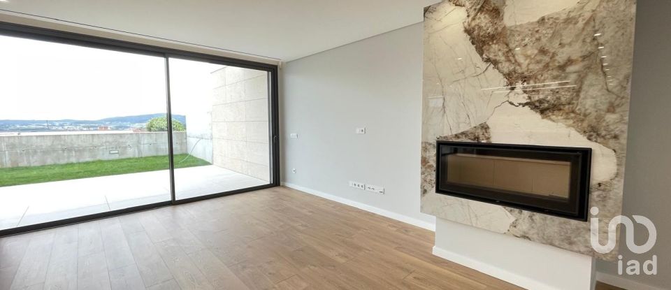 Maison T3 à Abade de Neiva de 163 m²