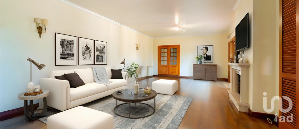 Moradia T5 em Marinha Grande de 341 m²