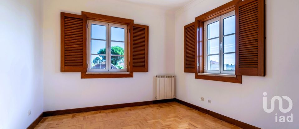 Moradia T5 em Marinha Grande de 341 m²