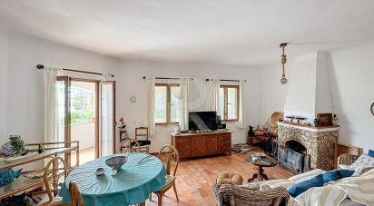 Maison T3 à Lagoa e Carvoeiro de 1 960 m²