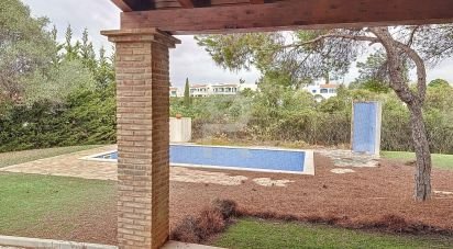 Maison T3 à Lagoa e Carvoeiro de 1 960 m²