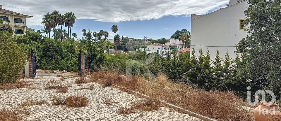 Maison T3 à Lagoa e Carvoeiro de 1 960 m²