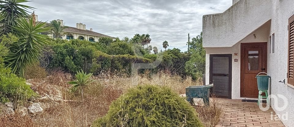 Maison T3 à Lagoa e Carvoeiro de 1 960 m²