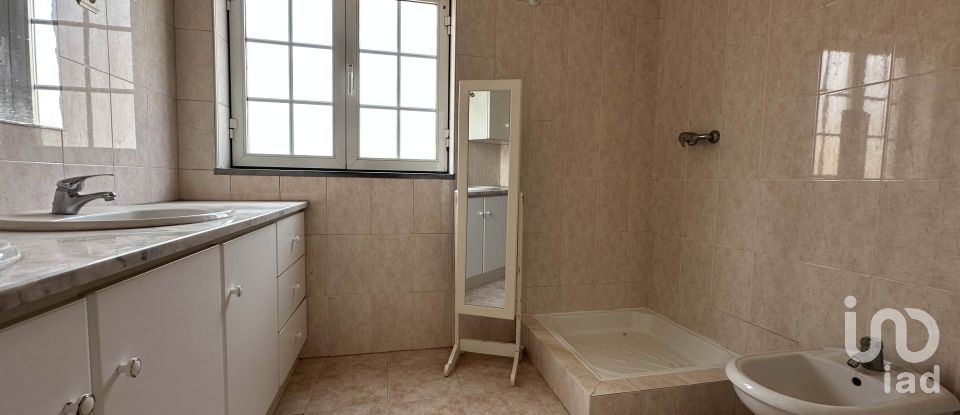 Moradia T4 em Almeirim de 110 m²