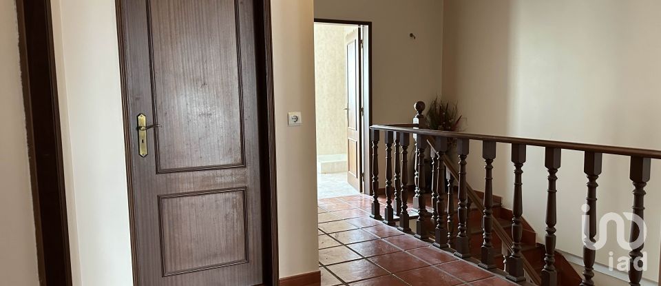 Moradia T4 em Almeirim de 110 m²