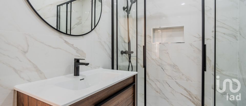 Apartamento T2 em A dos Cunhados e Maceira de 73 m²