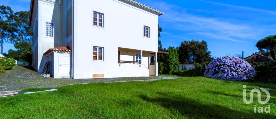 Moradia T5 em Marinha Grande de 341 m²