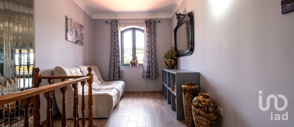 Maison T6 à Secarias de 398 m²