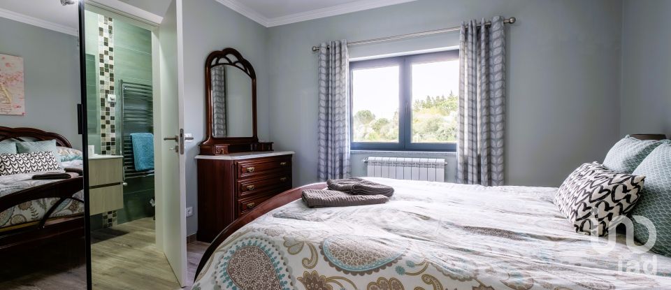 Maison T6 à Secarias de 398 m²