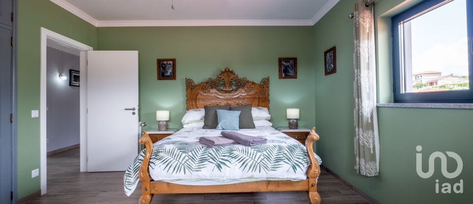 Maison T6 à Secarias de 398 m²