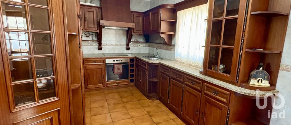 Casa T4 em São Luís de 170 m²