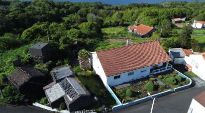Gîte T3 à Ribeirinha de 374 m²