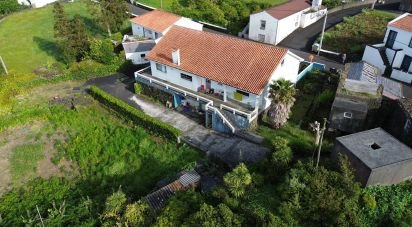 Gîte T3 à Ribeirinha de 374 m²