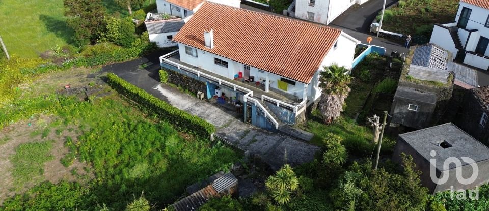 Lodge T3 in Ribeirinha of 374 m²