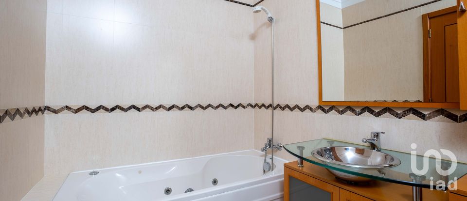 Apartamento T4 em Setúbal (São Sebastião) de 212 m²