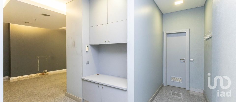 Boutique/Local commercial à Cedofeita, Santo Ildefonso, Sé, Miragaia, São Nicolau e Vitória de 196 m²