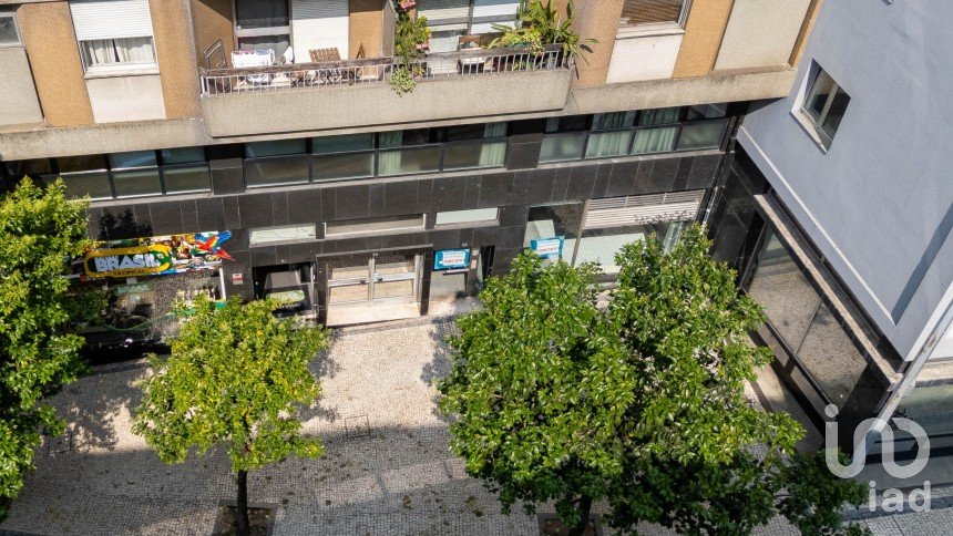 Boutique/Local commercial à Cedofeita, Santo Ildefonso, Sé, Miragaia, São Nicolau e Vitória de 196 m²