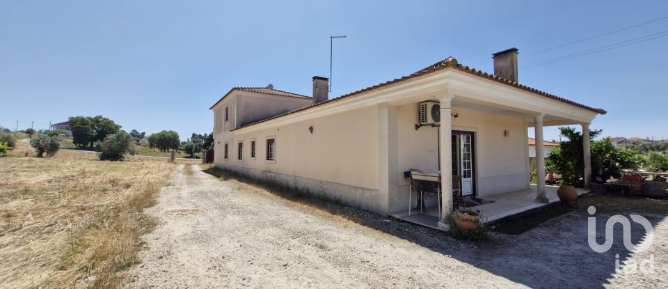 Moradia T3 em São João da Ribeira e Ribeira de São João de 269 m²