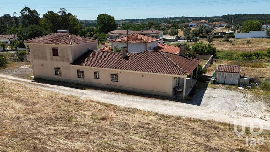 Moradia T3 em São João da Ribeira e Ribeira de São João de 269 m²