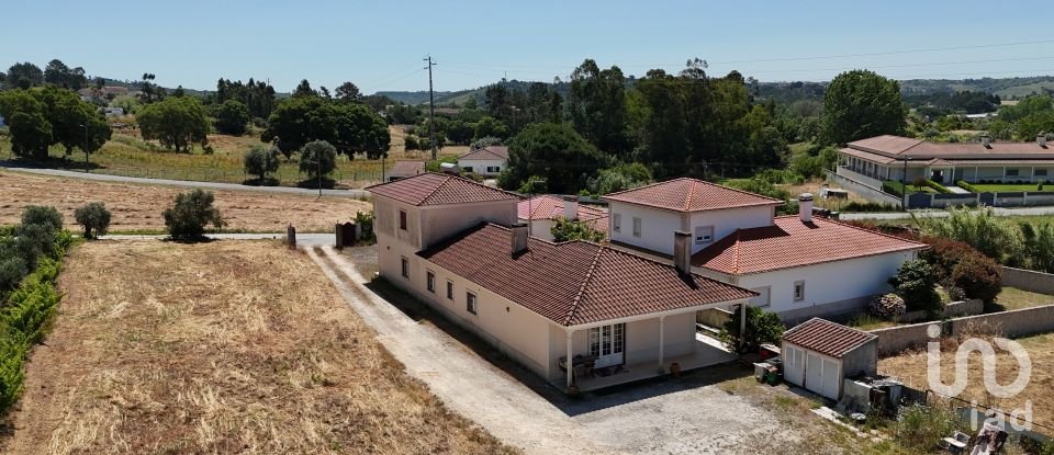 Moradia T3 em São João da Ribeira e Ribeira de São João de 269 m²