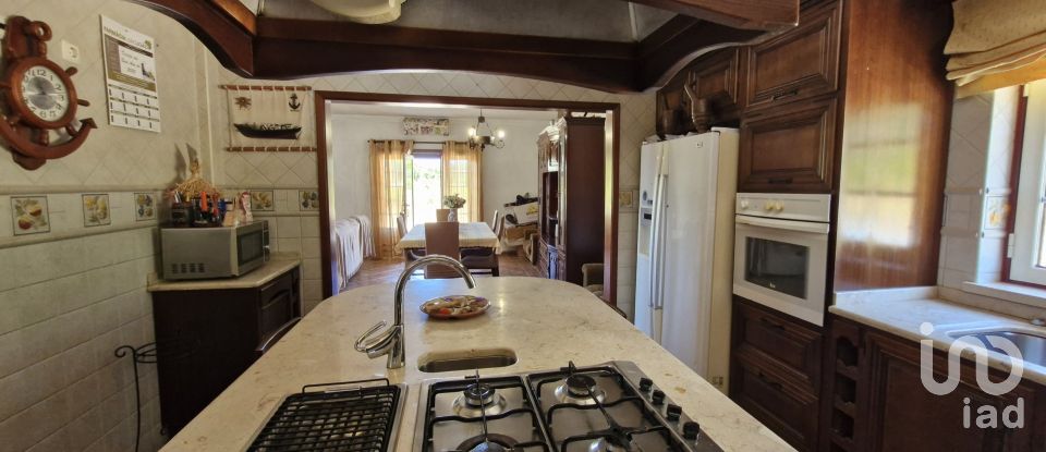 Moradia T3 em São João da Ribeira e Ribeira de São João de 269 m²