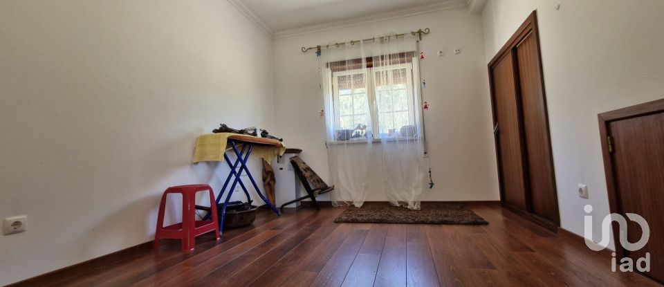 Moradia T3 em São João da Ribeira e Ribeira de São João de 269 m²