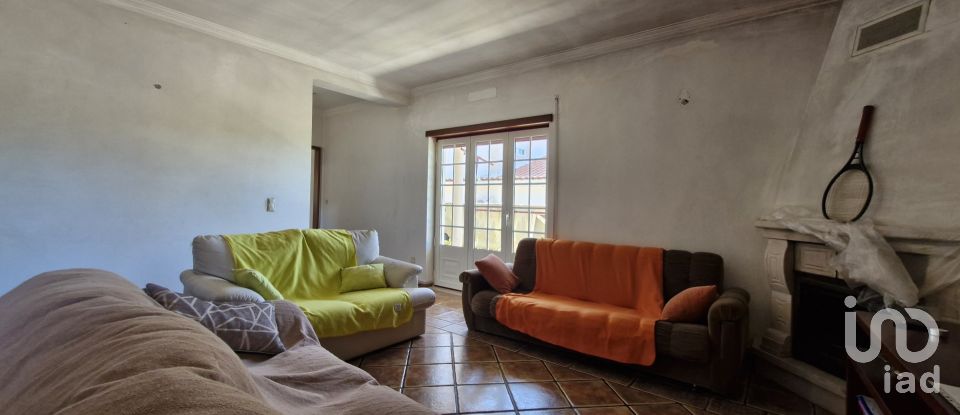 Moradia T3 em São João da Ribeira e Ribeira de São João de 269 m²