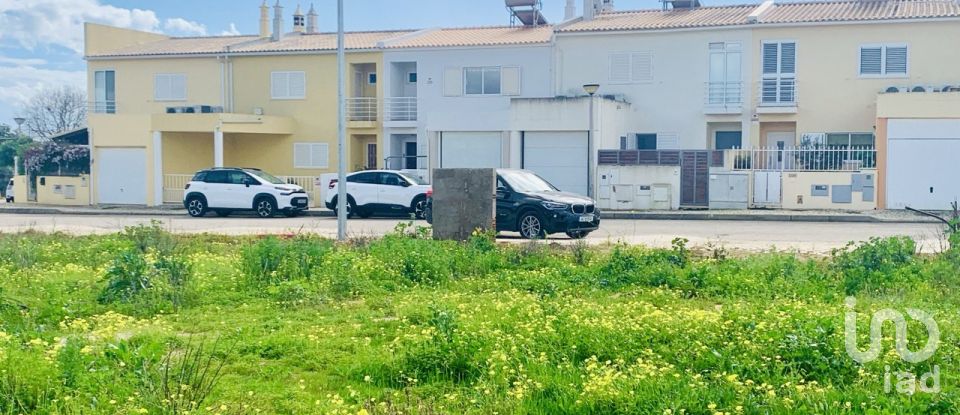 Terrain à Alcantarilha e Pêra de 521 m²