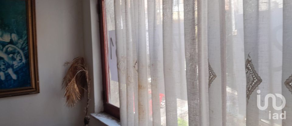 Moradia T3 em Cortes do Meio de 195 m²