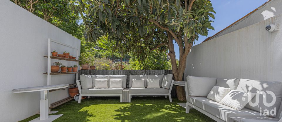 House T5 in São Vicente of 223 m²