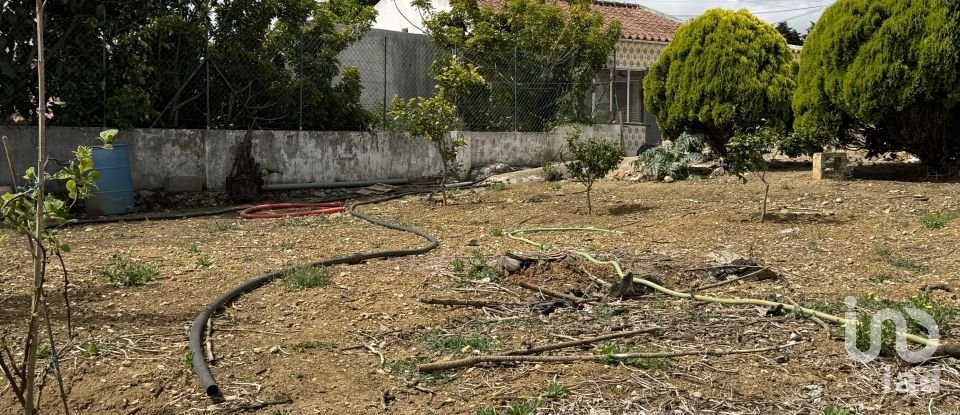 Moradia T3 em São Bartolomeu dos Galegos e Moledo de 190 m²