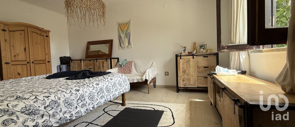 Moradia T3 em São Bartolomeu dos Galegos e Moledo de 190 m²