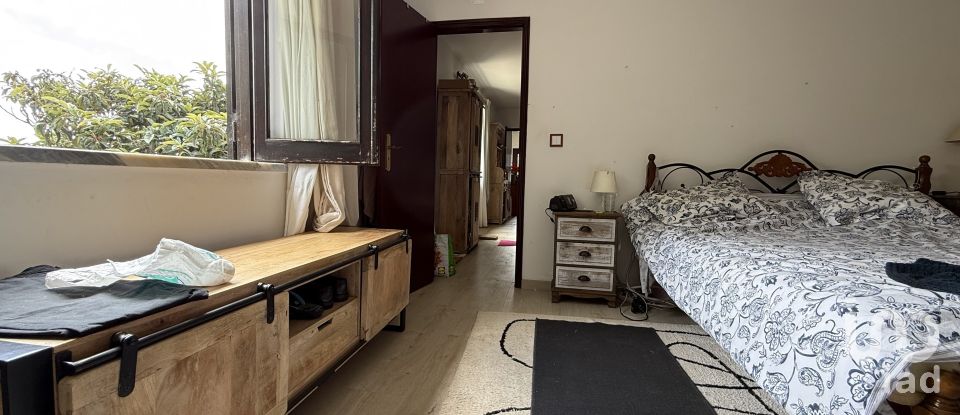 Moradia T3 em São Bartolomeu dos Galegos e Moledo de 190 m²