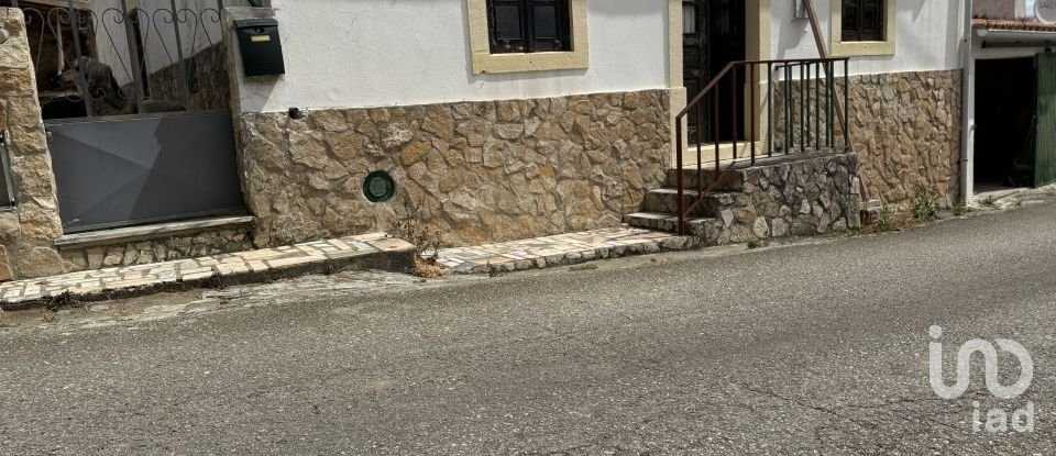 Moradia T3 em São Bartolomeu dos Galegos e Moledo de 190 m²