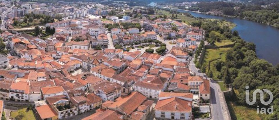 Maison T3 à Monção e Troviscoso de 293 m²