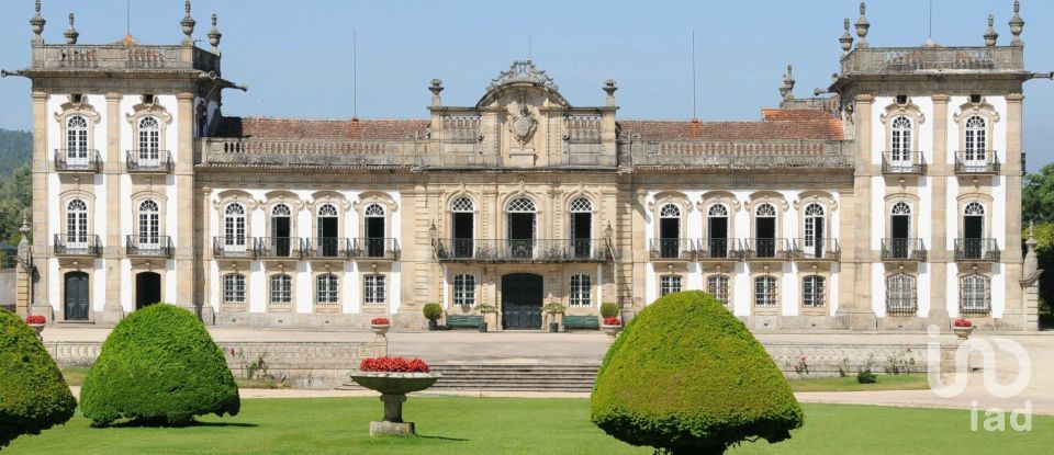 Maison T3 à Monção e Troviscoso de 293 m²