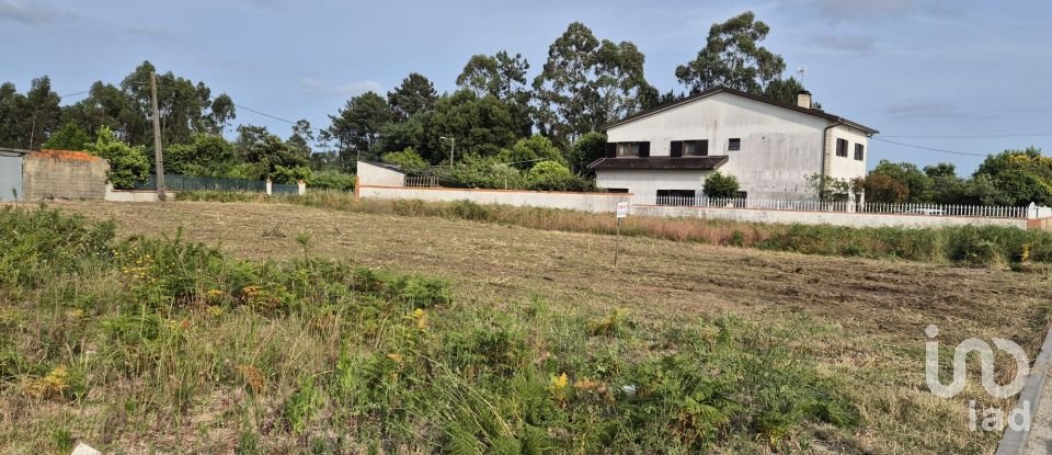 Terrain à Ponte de Vagos e Santa Catarina de 610 m²