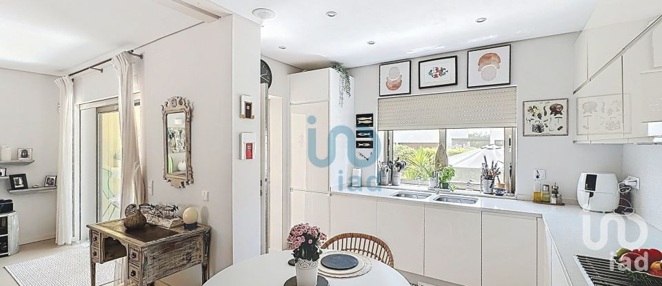 House T3 in Luz de Tavira e Santo Estêvão of 144 m²