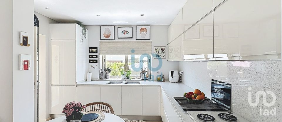 House T3 in Luz de Tavira e Santo Estêvão of 144 m²