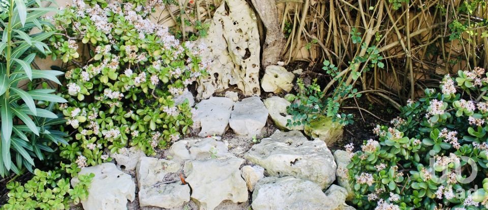 Maison T6 à Alhos Vedros de 228 m²