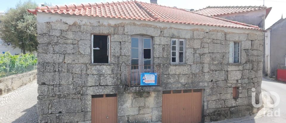 House T0 in Covas e Vila Nova de Oliveirinha of 246 m²