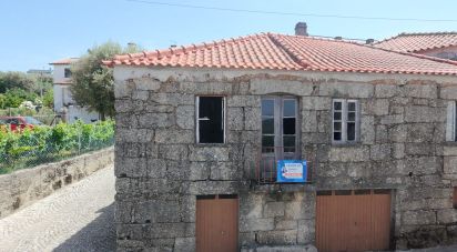 Maison T0 à Covas e Vila Nova de Oliveirinha de 246 m²