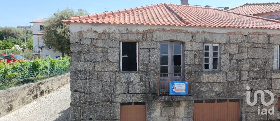 House T0 in Covas e Vila Nova de Oliveirinha of 246 m²