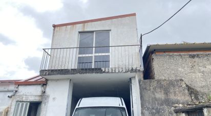 Pavillon T0 à Oliveira do Douro de 679 m²