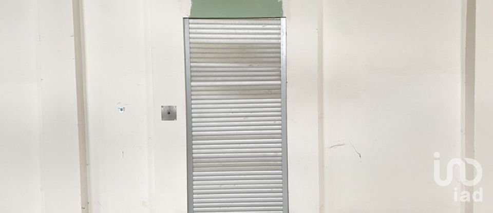 Pavillon T0 à Oliveira do Douro de 679 m²